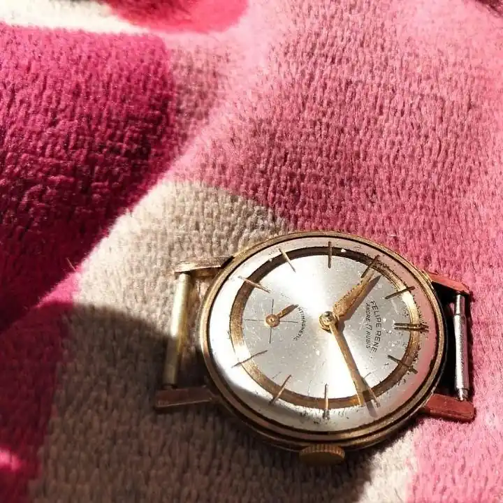 Reloj cuerda con segundero Felipe René