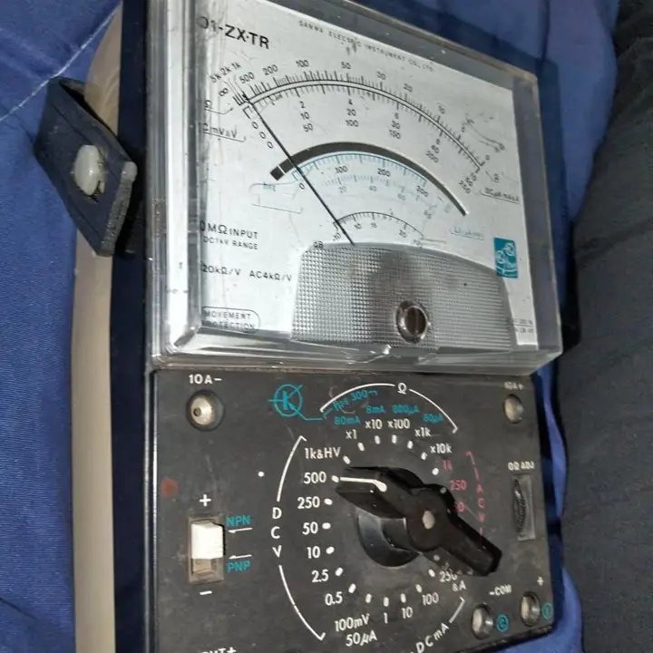 Multimetro analógico Sanwa