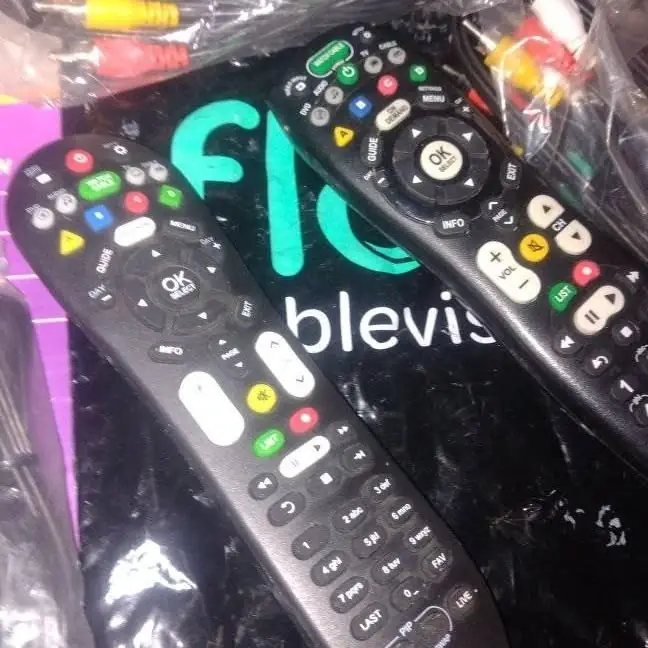 Controles y cables Flow