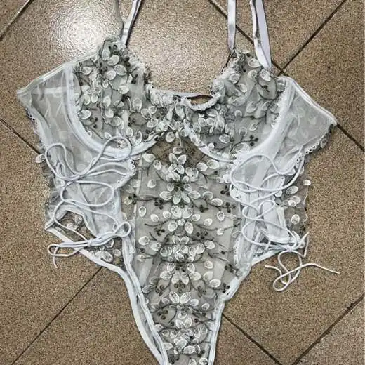 Lencería, corseteria, deportivo