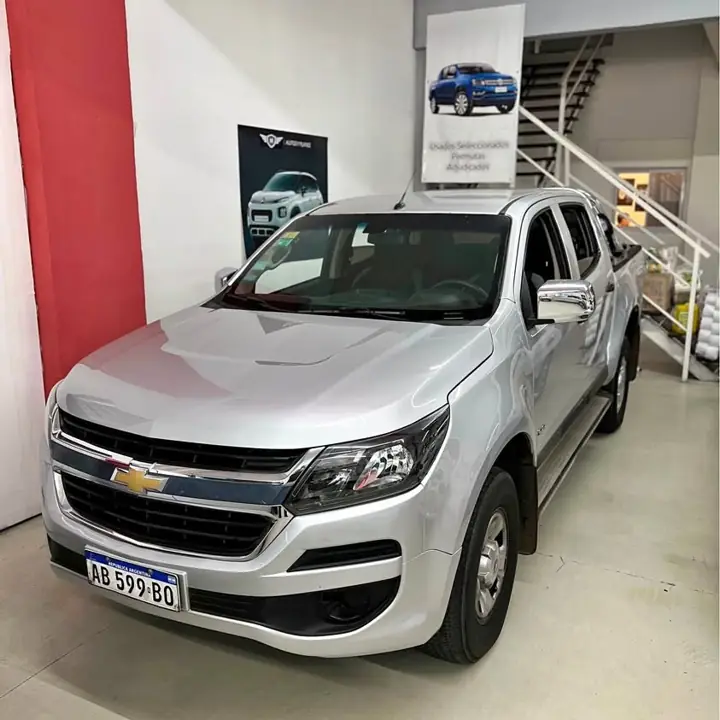 Chevrolet S10 2017 4x2 LT - Digna de ver