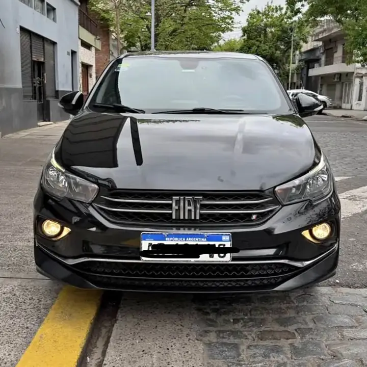Fiat Cronos Drive 1.3 - Impecable estado