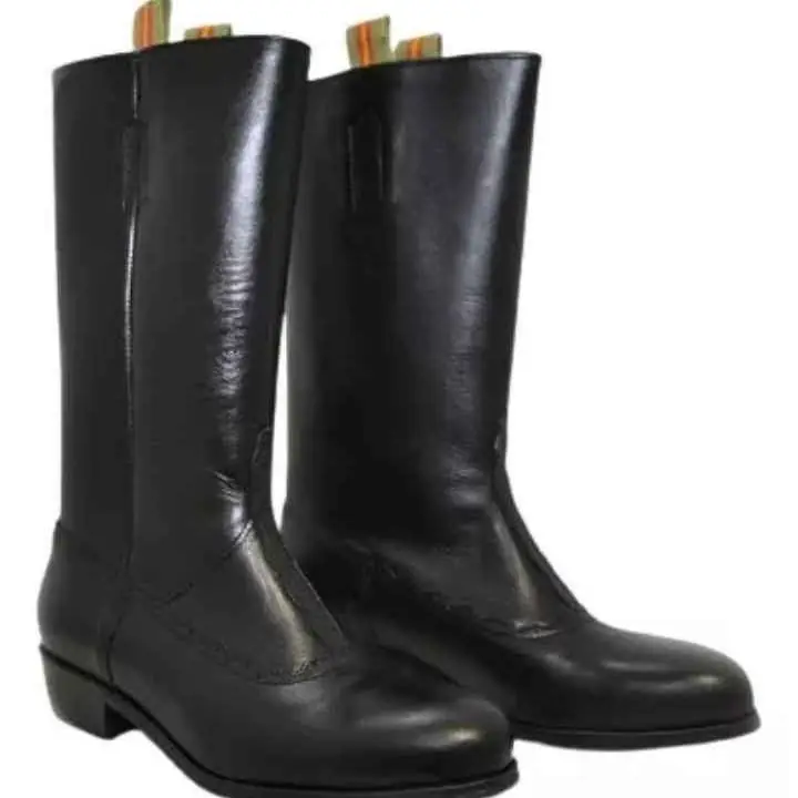 Botas de montar y folklore,niños y adultos