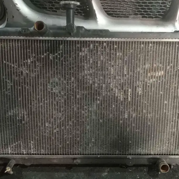 Radiador intercooler y electroventilador de H1(2007)