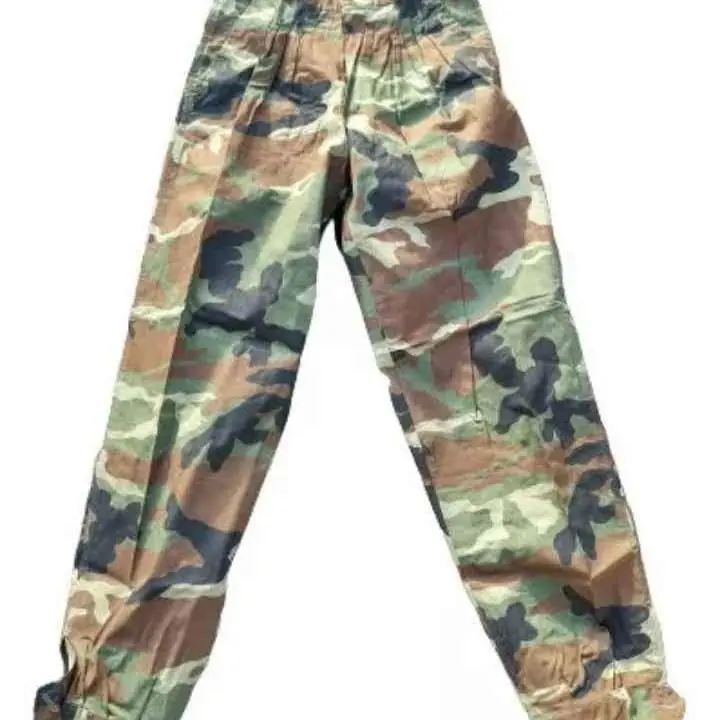Pantalon camuflado talle 40