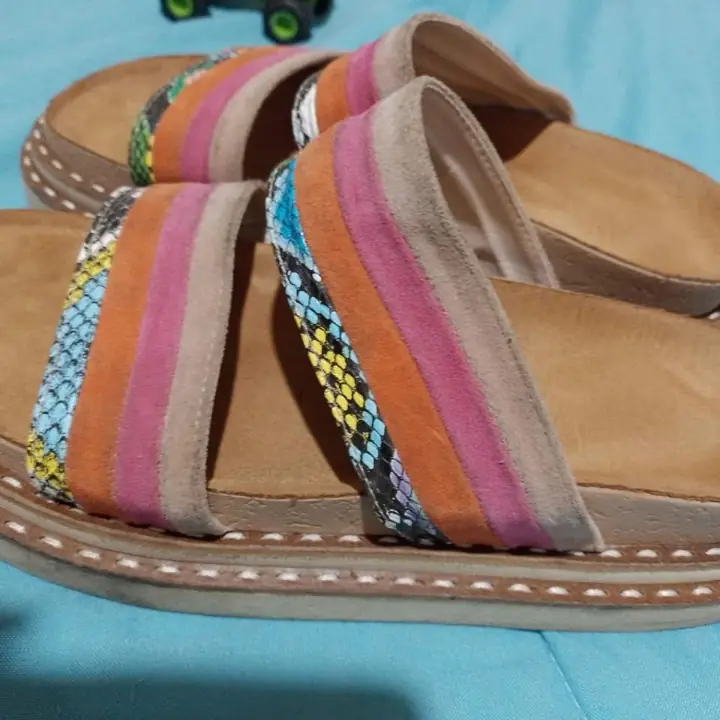 Sandalias de cuero nro 39
