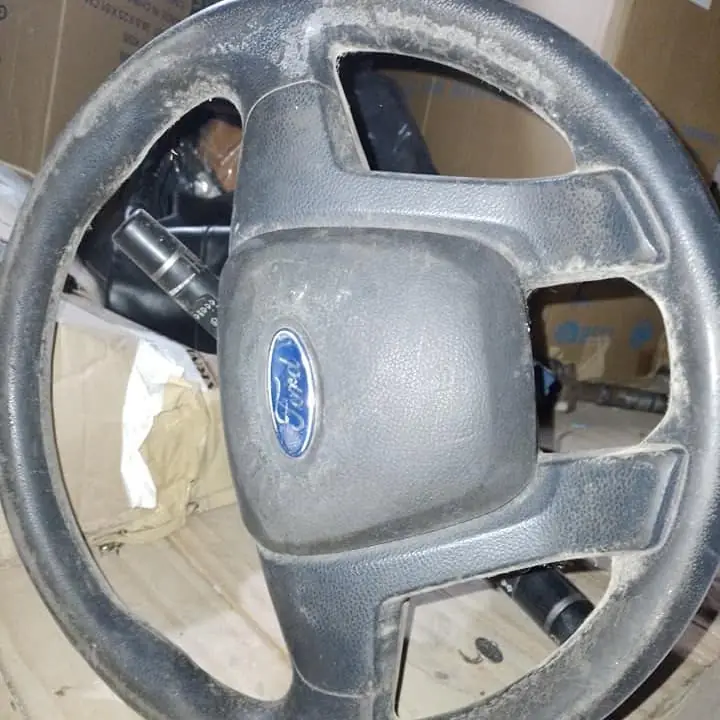 Volante con columna ranger 2015