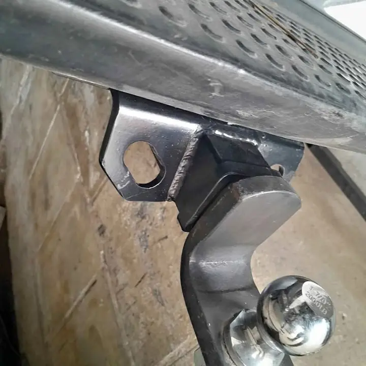¿Necesitás instalar un enganche para tu auto o camioneta? ¡Nosotros vamos hasta tu casa!