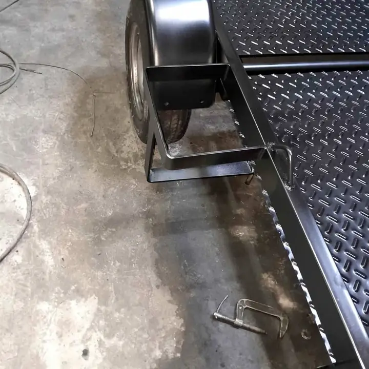 ! Somo fabricantes de trailer. Trailer super bajo para cuatriciclo. Medidas 2 x 1.30 de ancho inter