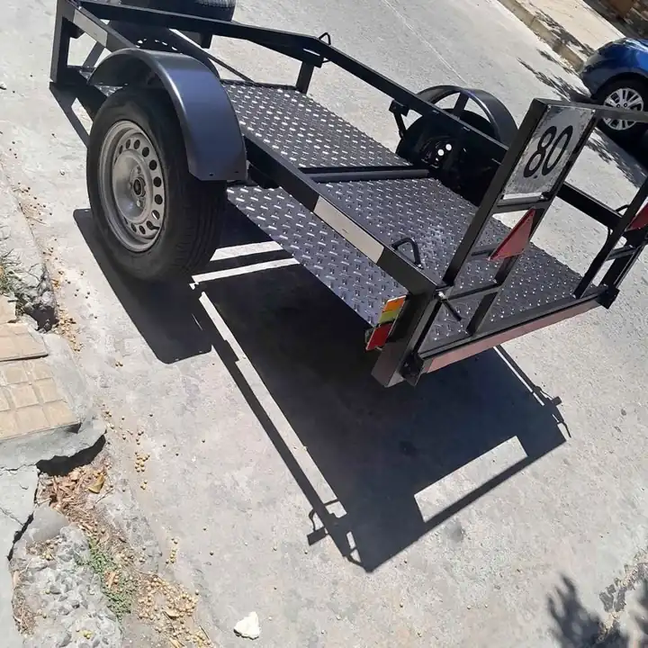 Trailer para cuatriciclo 2 metro x 1.30 sin rueda masa centro Fiat luces todo completo!