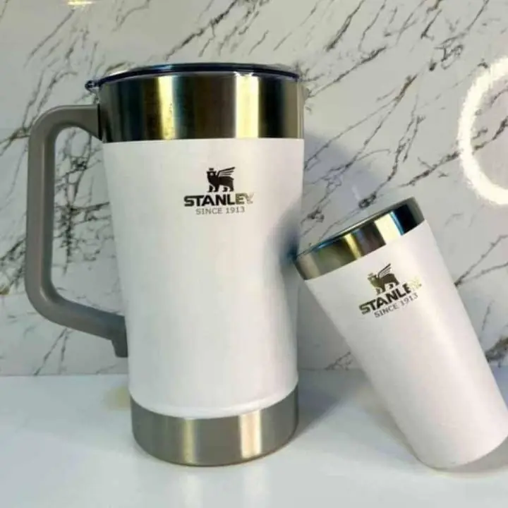 JARRA 2 litros frio/calor con vaso de terere (Hasta agotar stock)