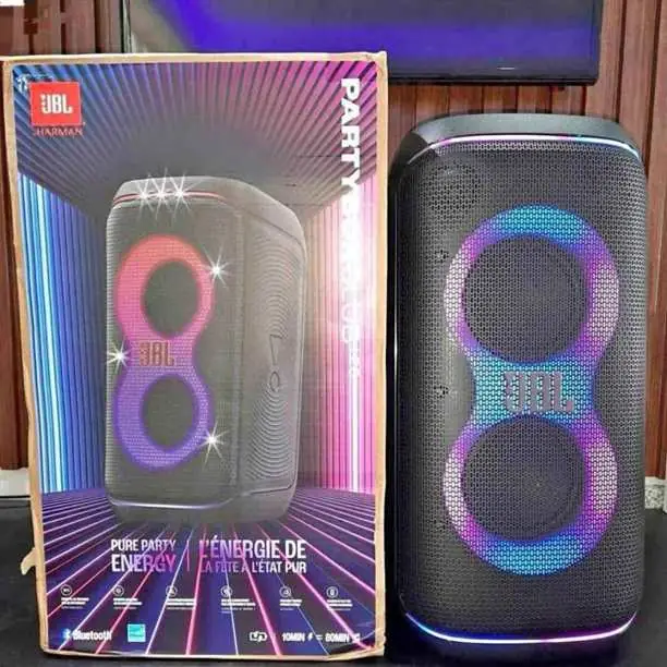 Parlante sellado JBL partybox 120