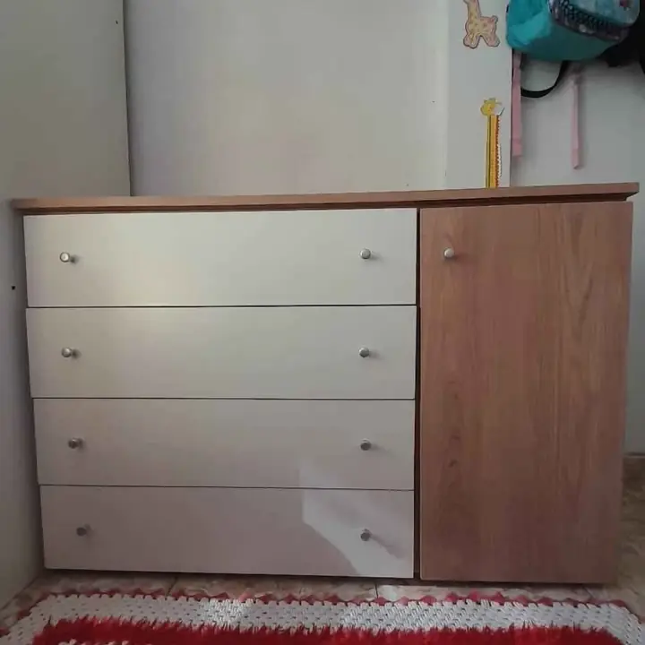 Cajoneras/cómodas abonas al recibir