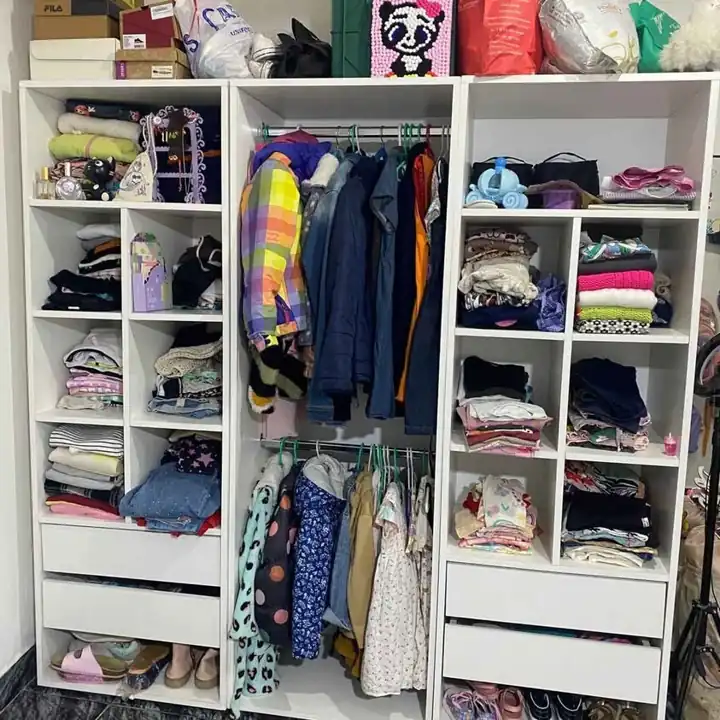 Oferta de noviembre. Vestidor, perchero, catalogo por Whatsapp