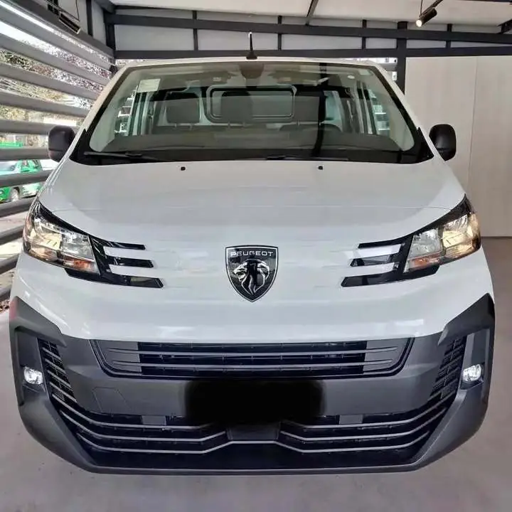 Oferta, vendo o permuto! Peugeot Expert 1.5 Hdi 120 L3. 18000km. 2025. Tomo vehículo USADO