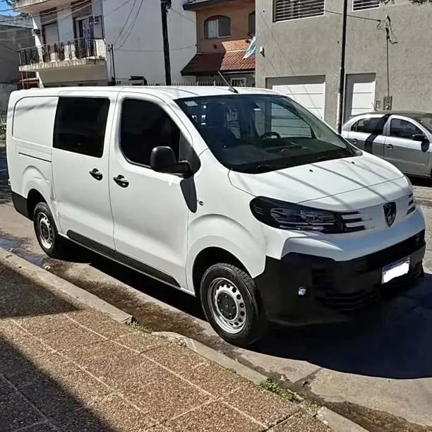 EXCELENTE Estado y precio! Peugeot Expert 1.6 Hdi Confort. 19800km. 2025. Tomo vehículo USADO