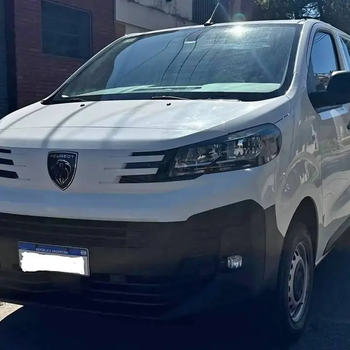 EXCELENTE Estado y precio! Peugeot Expert 1.6 Hdi Confort. 20000km. 2025. Tomo vehículo USADO