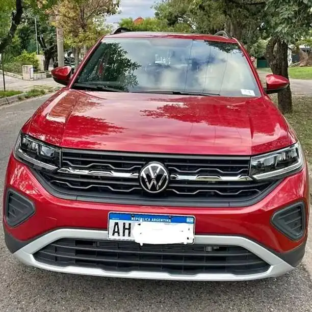Vendo o permuto! Volkswagen Tcross 1.0 200Tsi. Comfortline At. 3500km. 2025. Tomo vehículo USADO