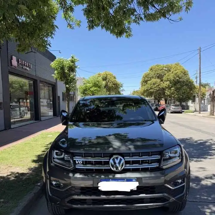 Vendo o permuto, Amarok 3.0 Cd Tdi 258 Cv V6 Extreme 4x4 At. 32000km. 2024. Tomo USADO
