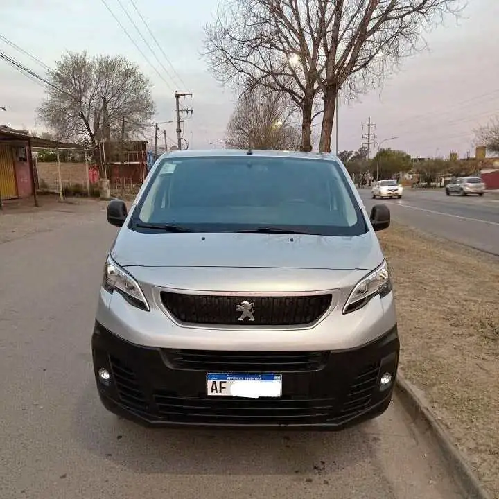 Excelente precio! vendo Peugeot Expert 1.6 HDI Premium 6ad. FURGÓN km Tomo USADO