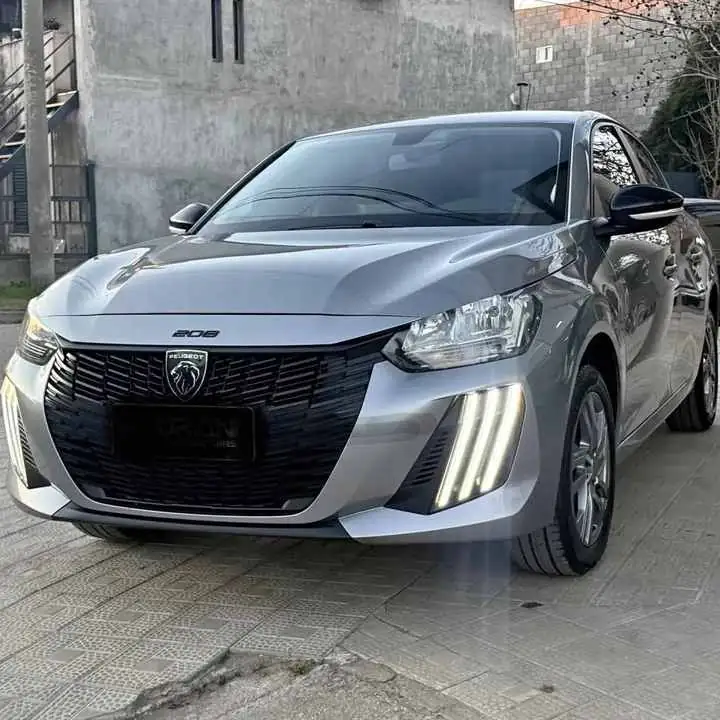 Excelente precio! vendo Peugeot 208 1.6 Allure At. km Tomo USADO