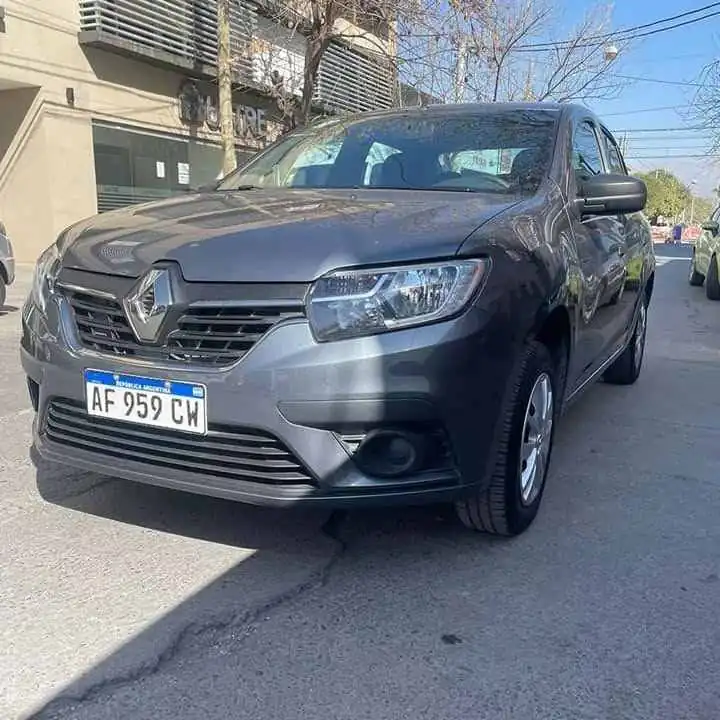Renault Logan 1.6 16V Life. 2023