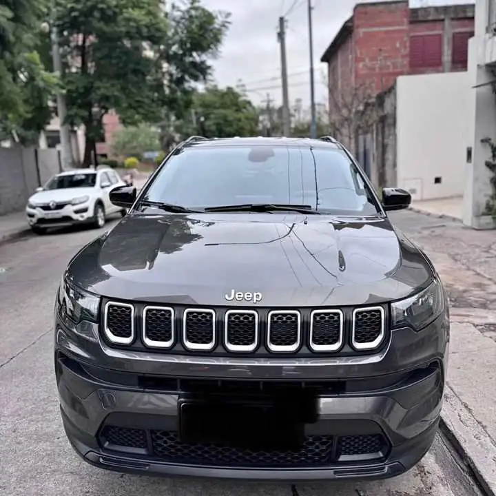 Oferta! vendo o permuto. Jeep Compass 1.3 T270 Sport 4x2 At6. 13500km. 2024. Tomo USADO