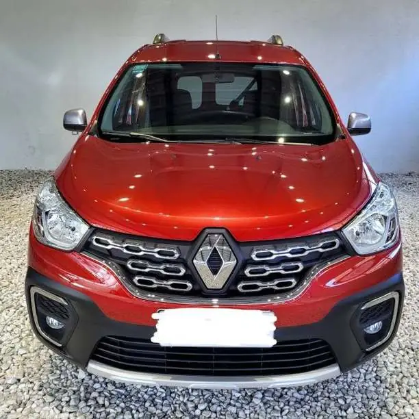 Líquido! vendo o permuto, Kangoo 1.6 Sce Stepway. 24000 km. 2024. Tomo USADO