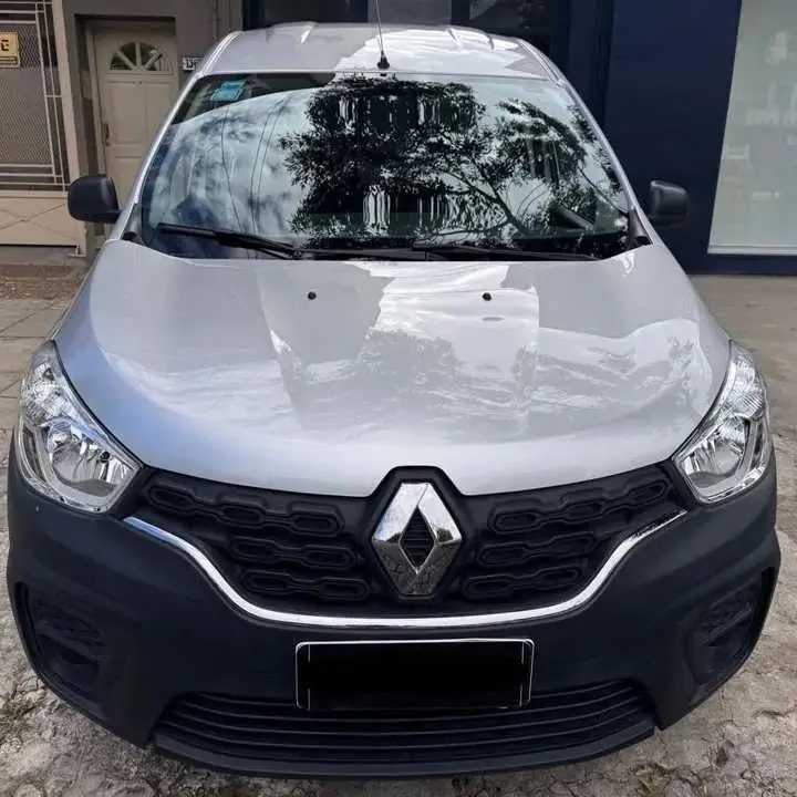 Vendo o permuto kango li Express Confort 1.5 Dci. 24000km. 2024, Buen estado