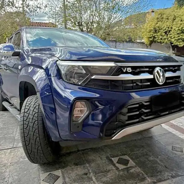 EXCELENTE! Amarok 3.0 CD Tdi 258Cv V6 Highline 4x4 At. 6000 km. 2025. Tomo vehículo USADO