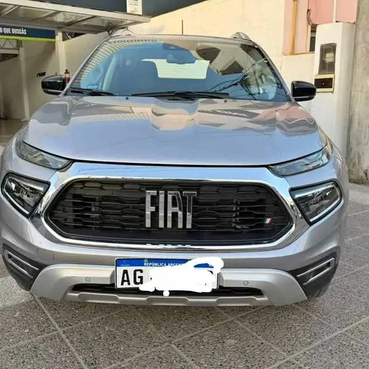 EXCELENTE Estado y precio! Fiat Toro 1.3 T270 Volcano 4x2 At. 30500 km. 2024. Tomo vehículo USADO