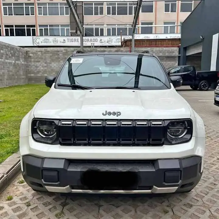 VENDO, garantido! Jeep Renegade 1.3T Altitude 4x2 At6 Fwd. 18000km. 2026. Tomo vehículo USADO