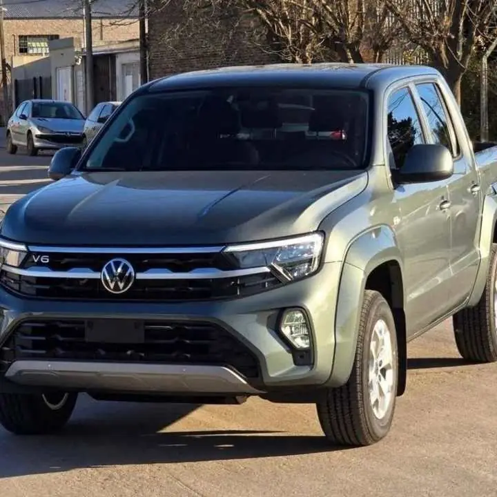 Vendo o permuto okm amarok 3.0Cd TDI 258Cv V6 Comfortline 4x4 At. 2025