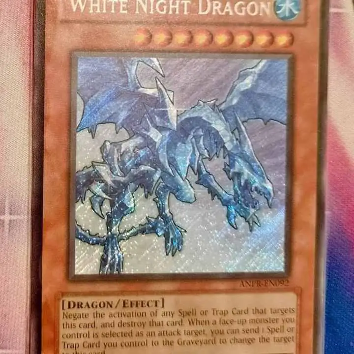 White Night Dragon (SECRET) a la venta en Buenos Aires