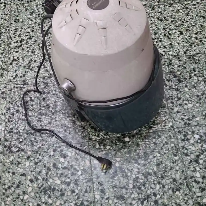 Secador de pelo antiguo