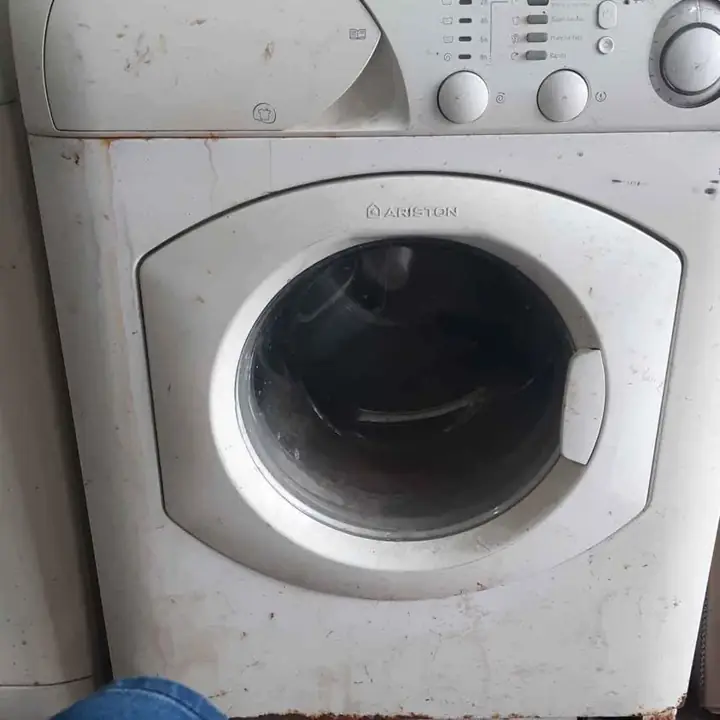 Se vende para repuesto tacho impecable ariston avl 105