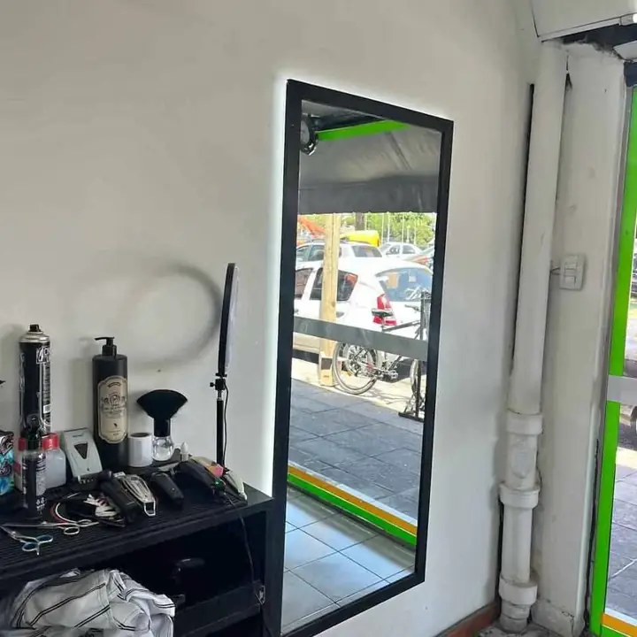 Espejos madera LED en oferta