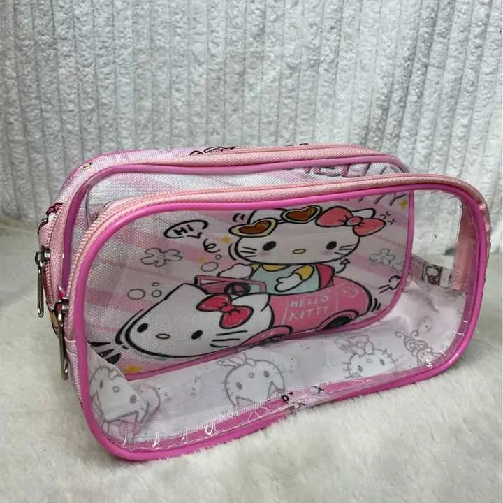 Cartuchera Hello Kitty 21cm de ancho x 11cm de alto