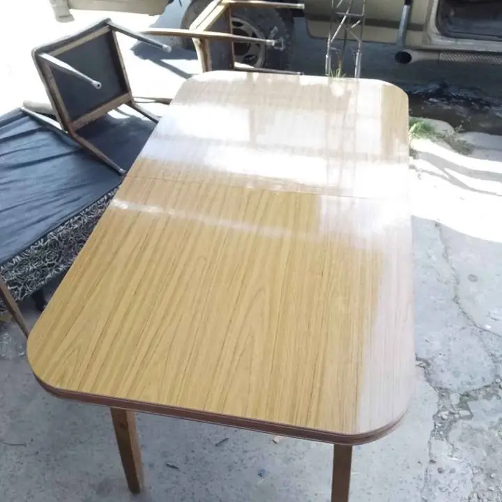 Mesa Formica impecable estado con alargue Simple 1.40 con alargue 1.80 Ancho 80 sana y firme