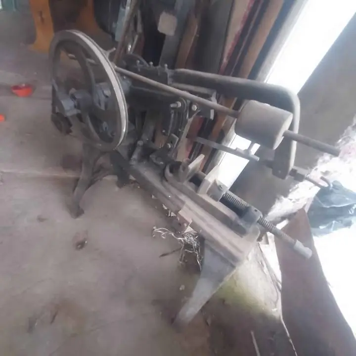 Cierra mecánica industrial