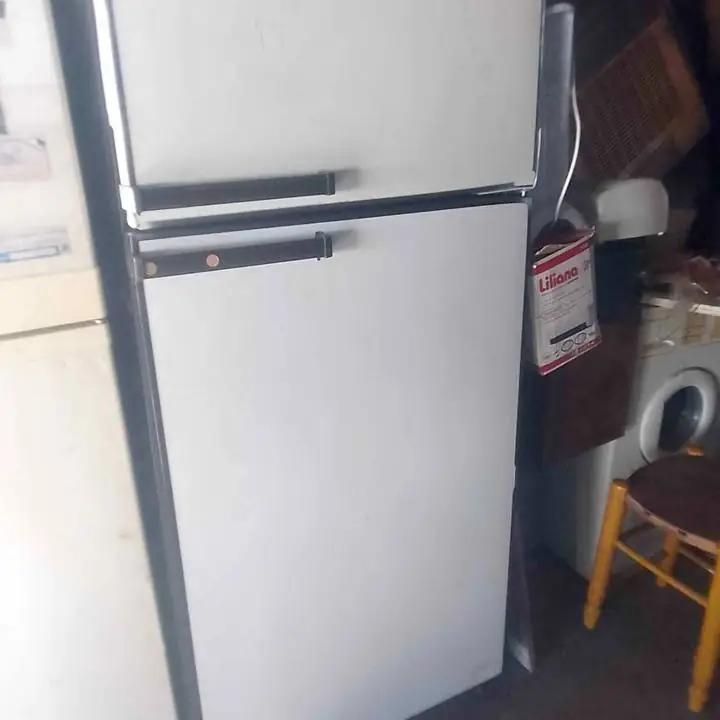 Heladera con Freezer funcionando bien Económica