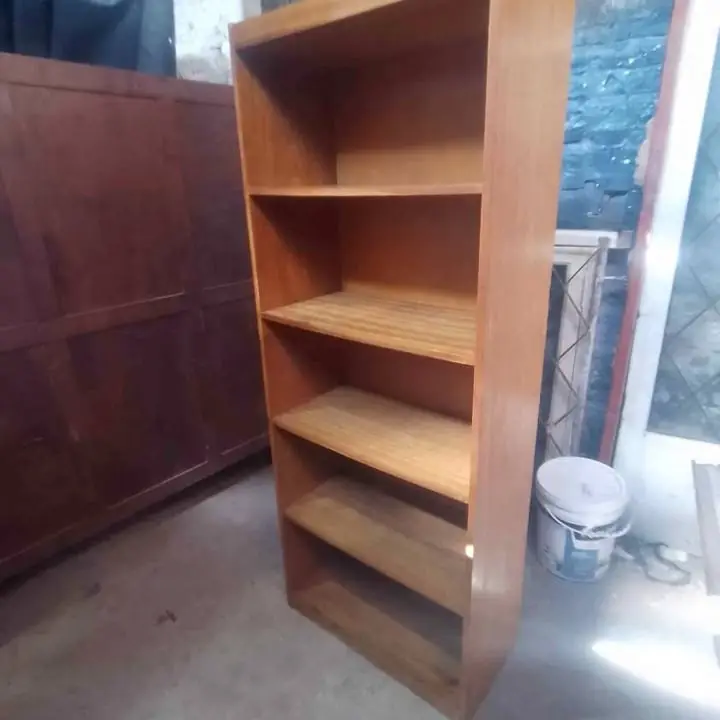 Biblioteca / organizador buenas condiciones
