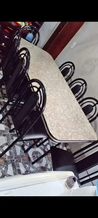 Juego de comedor y silla