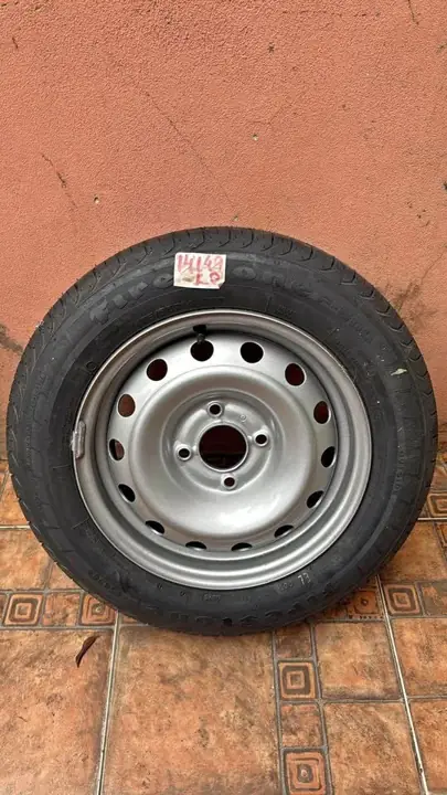 Rueda partner 14 nueva