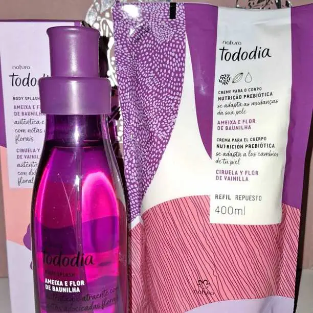 Bodysplash y crema repuesto ciruela y flor de vainilla natura $43.000