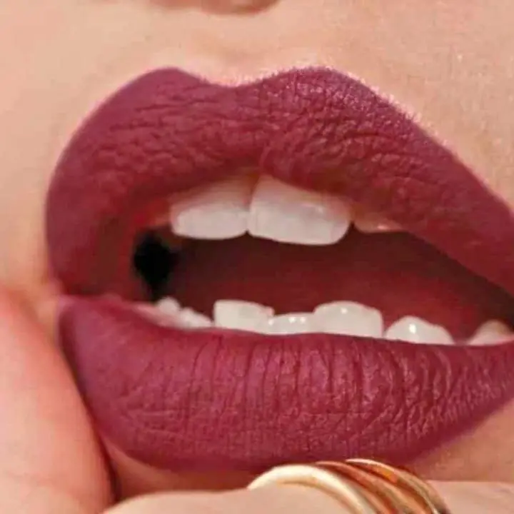 Labial power stay glory $16.000