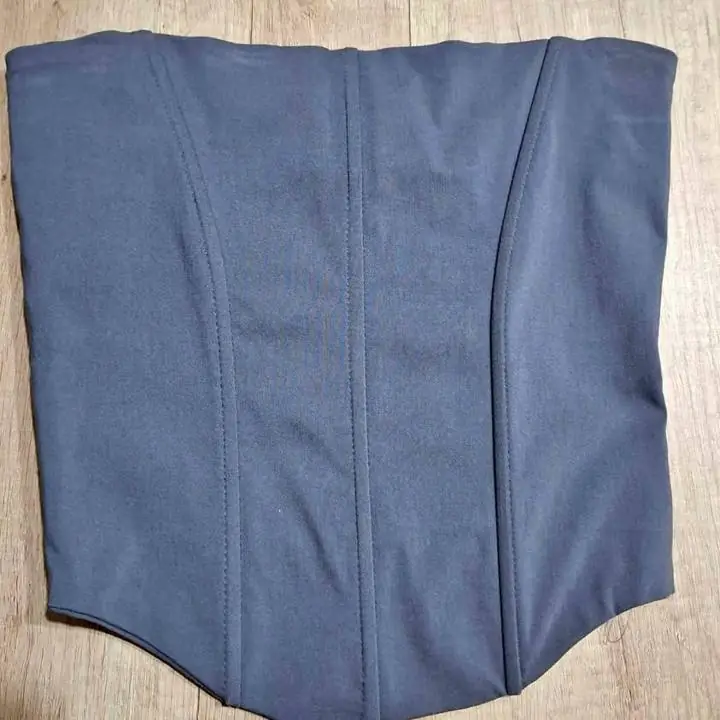 Corset con cierre al costado gris elastizado talle 1 $15.000