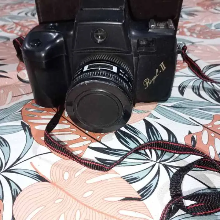 Máquina de fotos Royale ll
