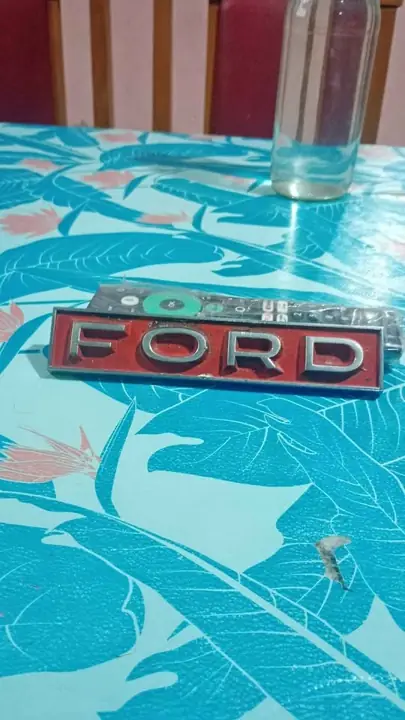 Chapa de Ford original