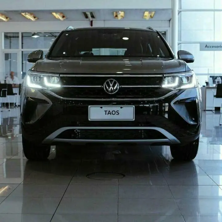 Unidad Volkswagen taos highline 250 TSI financiación directa de fábrica!